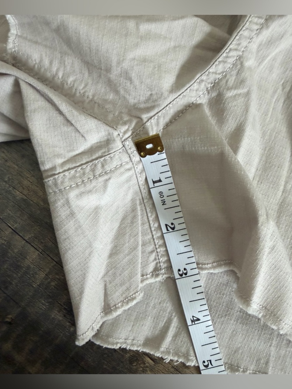 VUORI Women's sixe XL Vintage Ripstop Organic Cotton Short -Suede - Picture 8 of 12